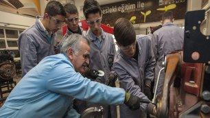 VOCATIONAL HIGH SCHOOLS MADE 1 BILLION 362 MILLION LIRAS CONTRIBUTION TO THE ECONOMY IN THE FIRST NINE MONTHS OF THIS YEAR
