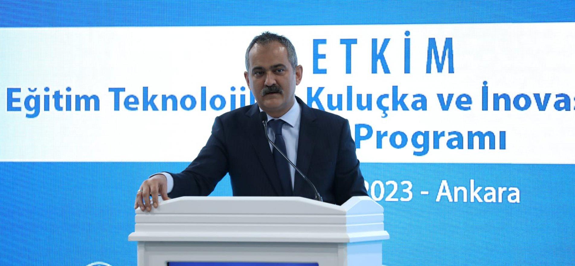 MINISTER OZER LAUNCHES THE MEB'S EDUCATION TECHNOLOGIES AND INNOVATION CENTER
